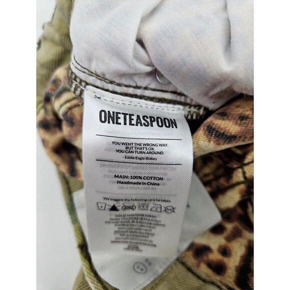 New One Teaspoon Camo Bandits Relaxed Jeans Girls 9-10 Cropped Leopard Pants - Picture 4 of 5